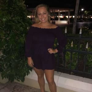 Meet your Posher, Jade